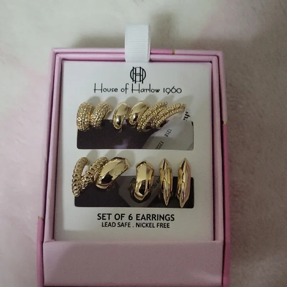 House of Harlow 1960 Gold Textured Earrings Set - Picture 2 of 3